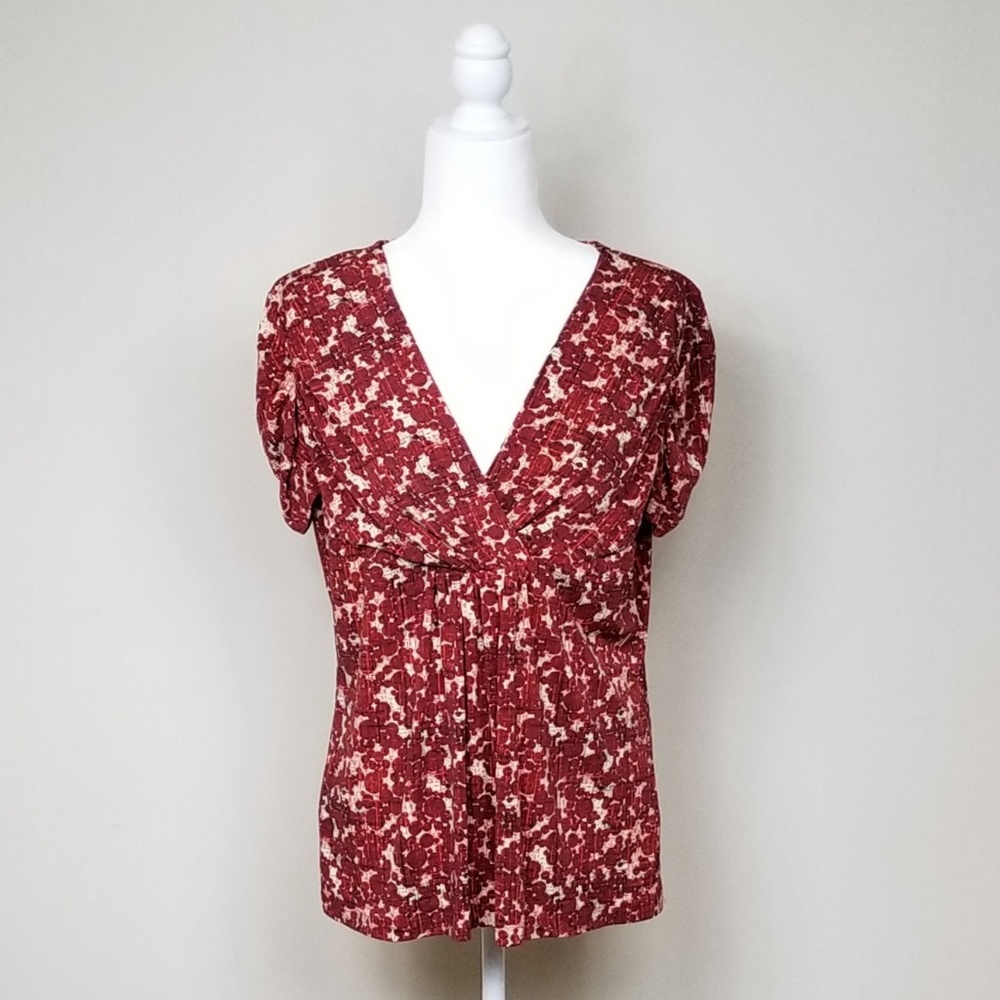 📍EUC📍Size L - New York & Co. Bubbles V-neck